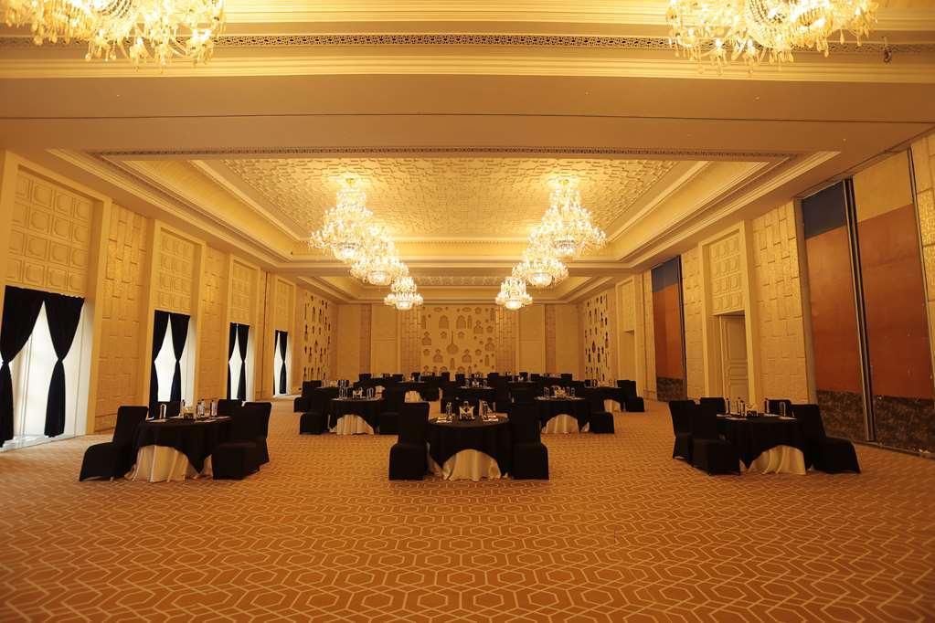 Radisson Blu Udaipur Palace Resort & Spa Facilities photo